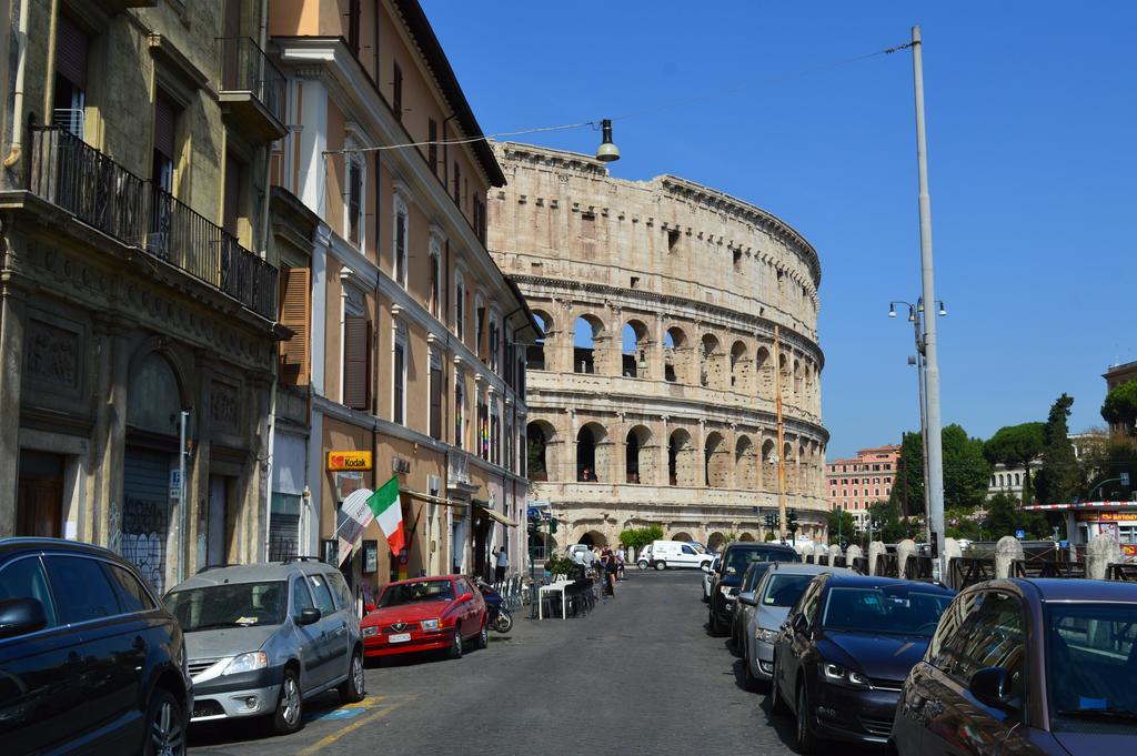 Colosseo 28 Roma Exterior foto